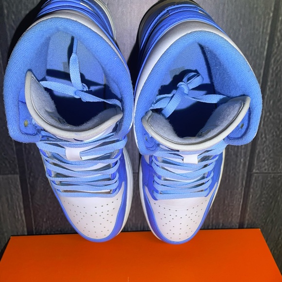 Jordan 1 Mid UNC 2013 US Mens Size 11.5 Nike North Carolina AJ1 Baby Blue - Picture 9 of 12